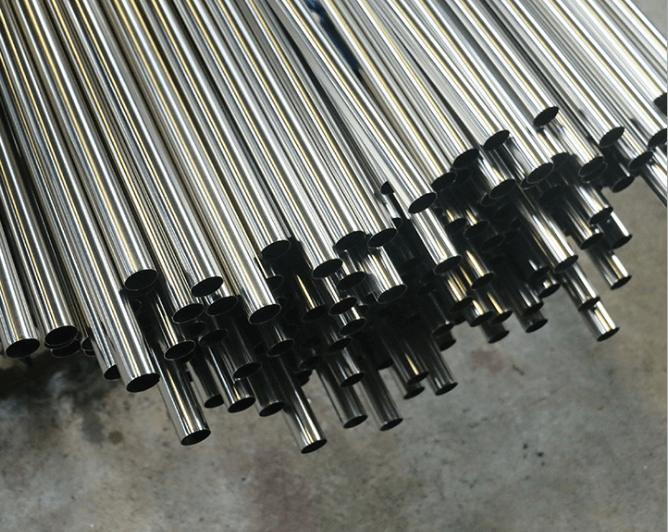 Carbon Steel vs. Stainless Steel: Whats The Difference?